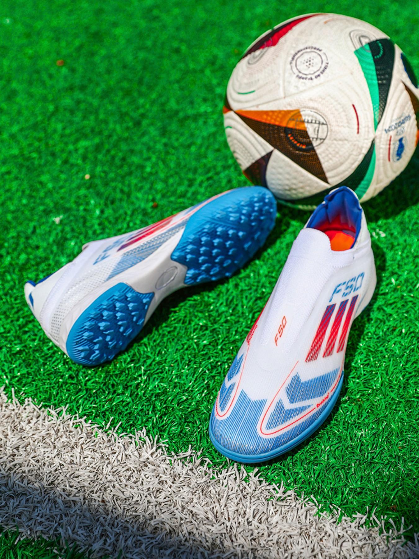 Unisex Football Shoes, Soccer Shoes for Adults, Students, Teens, Multi-Functional Sports Shoes for Matches and Outdoor Training, Anti-Slip and Durable