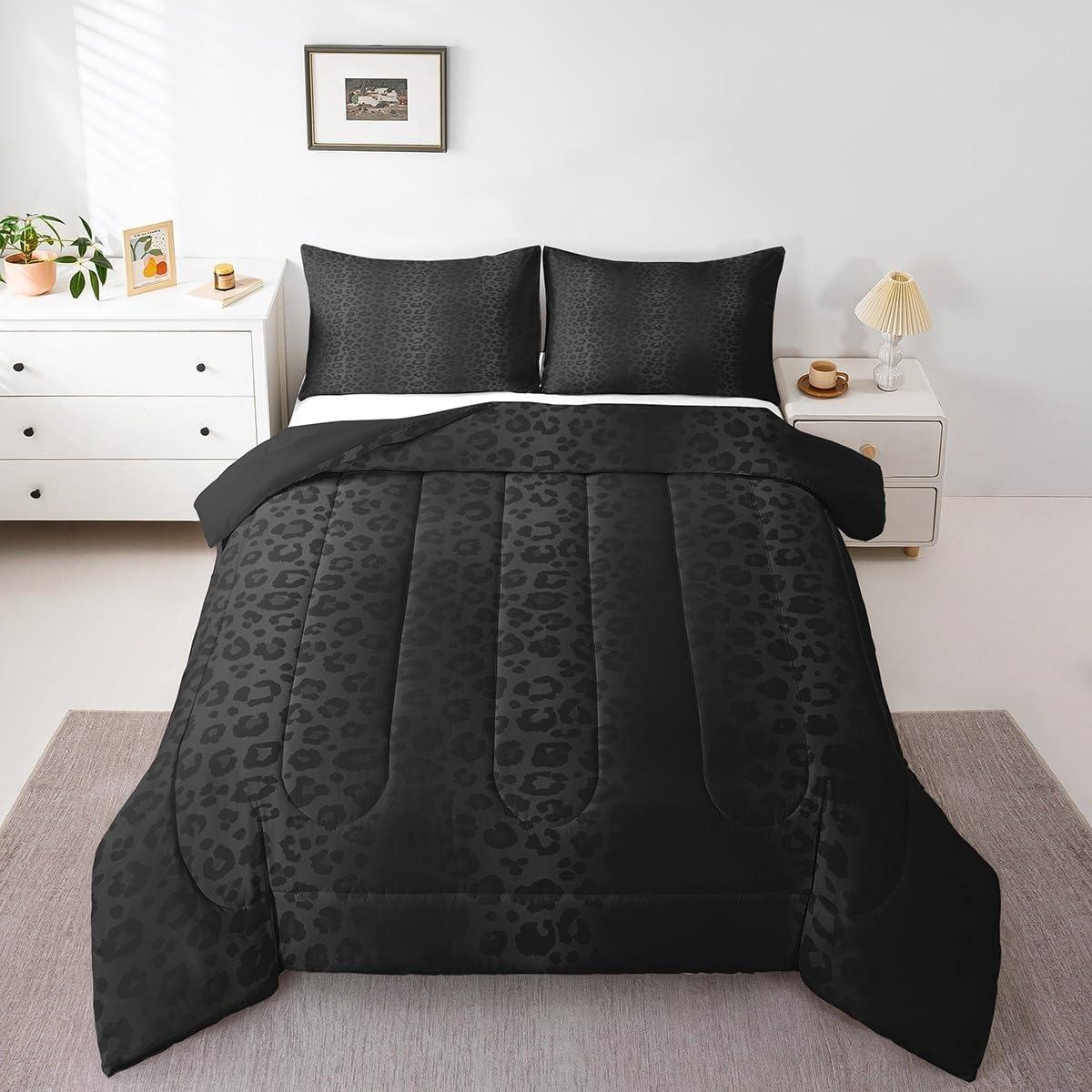 3-piece Black Leopard Print Quilted Comforter Set, Soft Bedding Sets (1 comforter + 2 pillowcases, pillowcases without inserts), available in Twin, Full, Queen sizes, U-shaped quilting, comforter with 200gsm filling