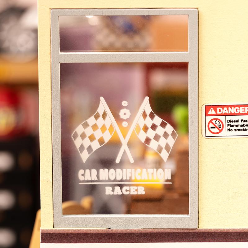 Rolife Miniature House Kit DIY Mini Dollhouse Garage Workshop Tiny House Making Kit with LED Light Decorative Wooden Craft Diorama Kit Hobby Gift