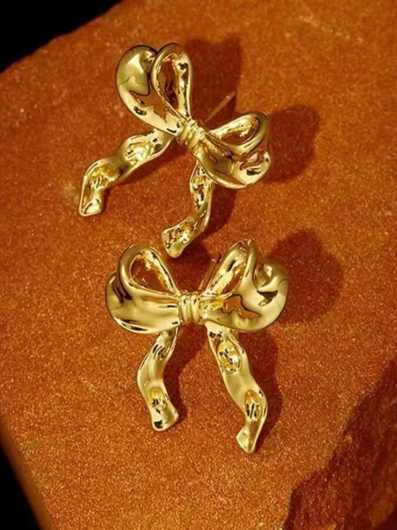 Elegant Bowknot Earrings for Women, Simple & Lightweight Design, Hypoallergenic, Perfect for Daily Wear, Dates, Parties, Birthday Gift, Elegant Minimalist Earrings