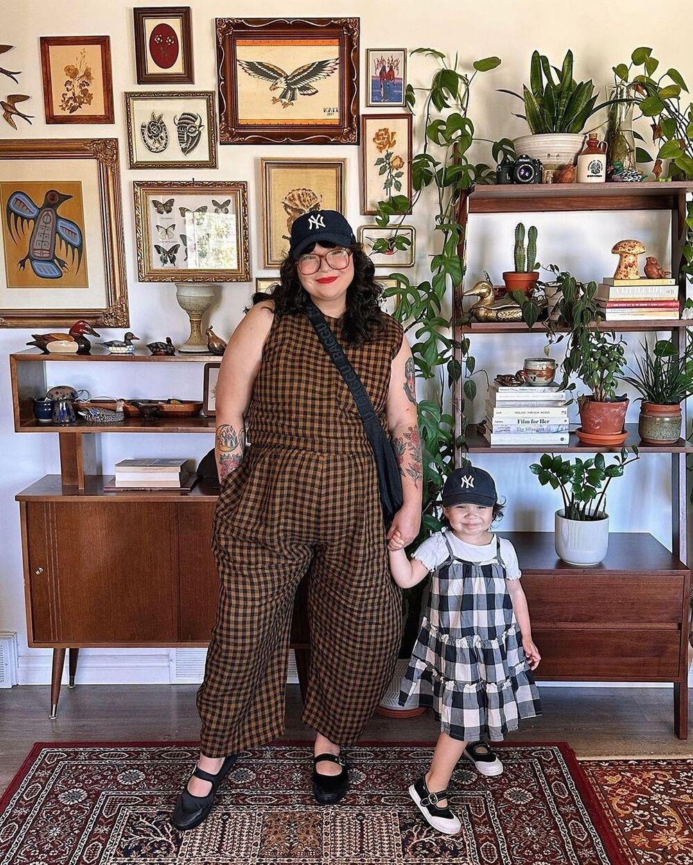 Summer New Women's 2 Piece Set Suits Cotton Plaid Crop Top Sleeveless Loose Fit Pocket Nine-Tenths Pants, Beach Vacation Casual Daily Wear