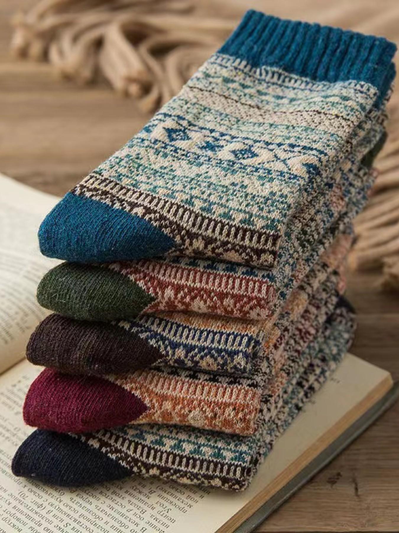 10 Pairs Unisex Vintage Knit Crew Socks, Cozy Fall Winter Patterned Socks for Men & Women, Warm Casual Socks for Sneakers, Boots, Streetwear & Everyday Outfits