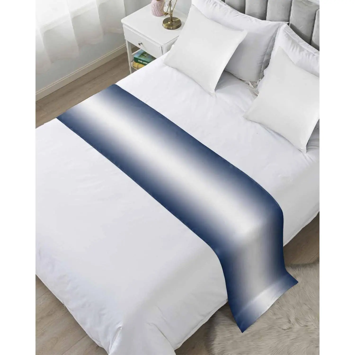 Navy Blue Ombre Bed Runners for King Size Bed, Modern Abstract Decorative Bed Throws for Foot of Bed, Blue White Gradient Bed Runner Sofa Throw Bedding Scarf Protector Slipcover for Bedroom