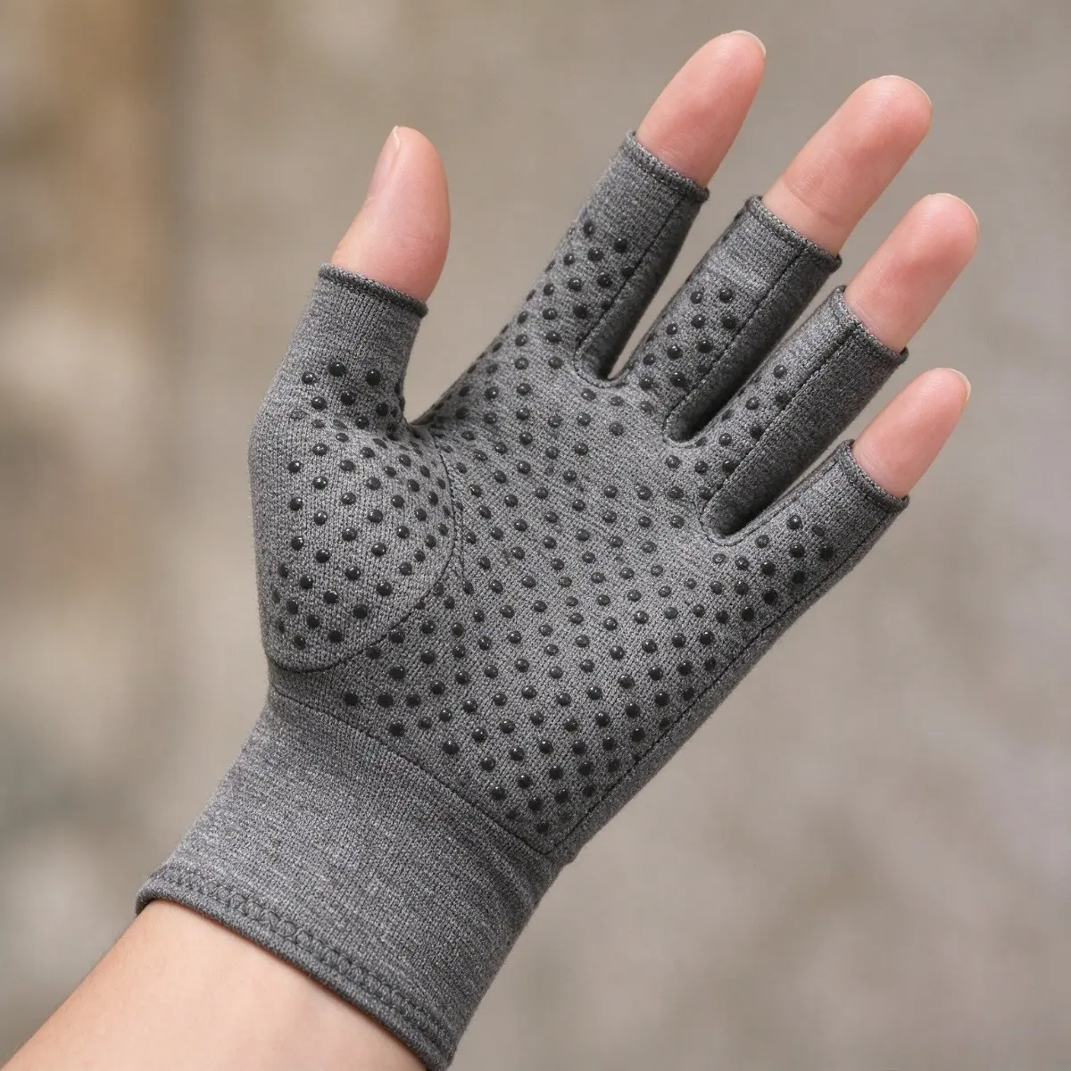 Breathable Short-Length Finger Compression Gloves - Non-Slip Hand Support Gloves for Pain Relief, Daily Wear