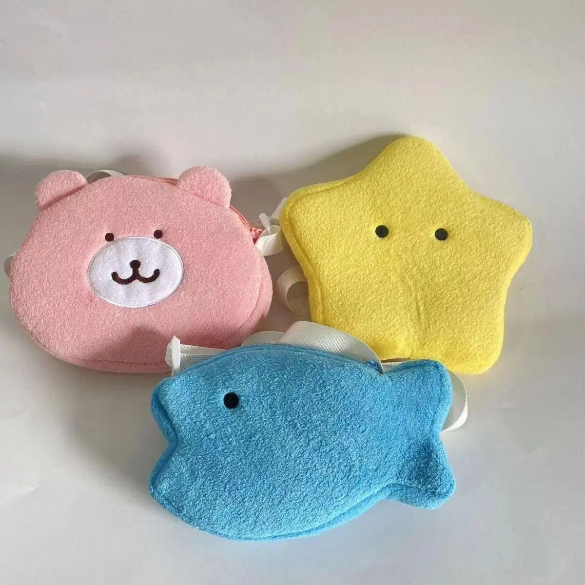 yiji Japanese Cute Jiyi Bear Small Bag  Xiaoba Girl New Autumn and Winter Crossbody Bag Popular Lamb Doll Girl Shoulder Gift