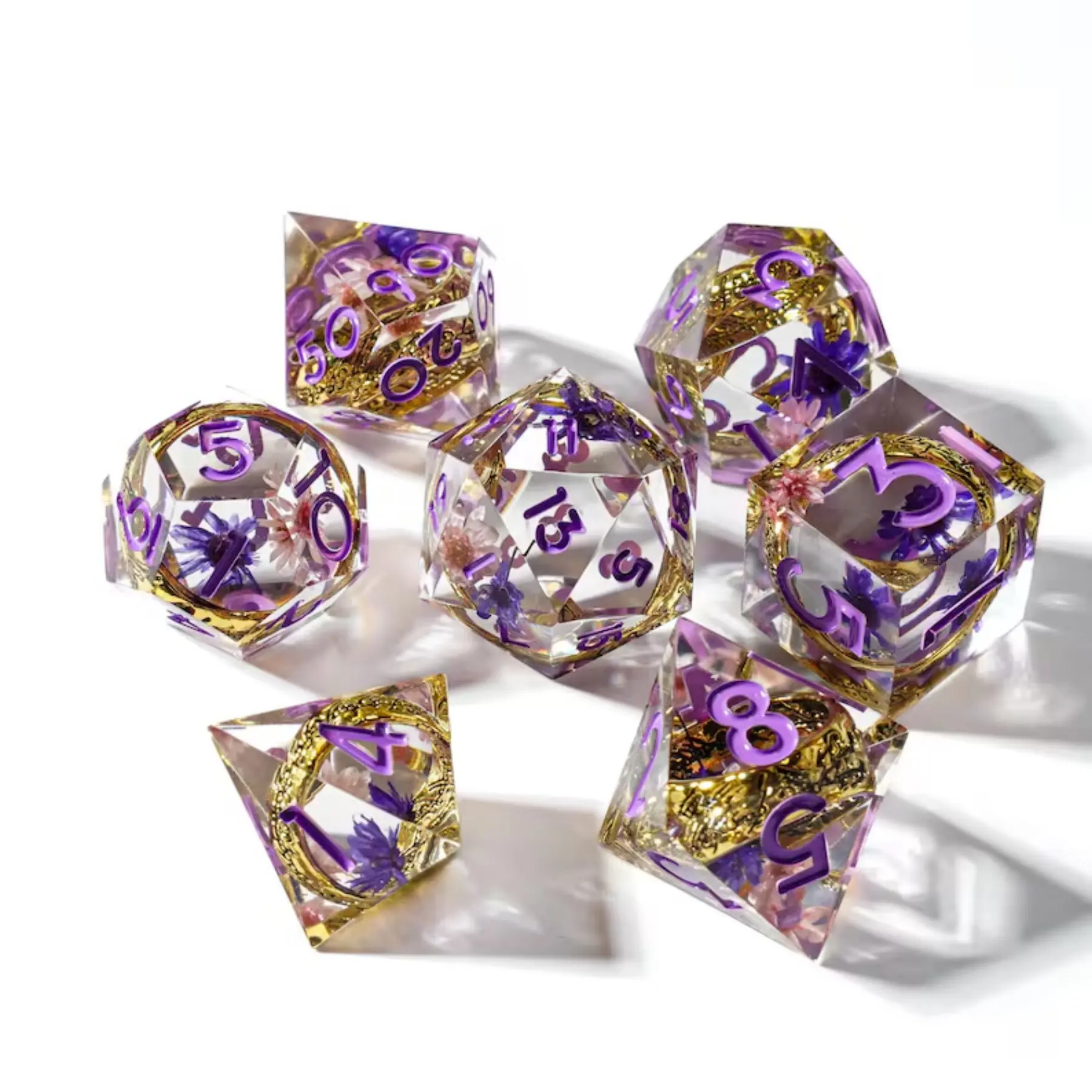 Floral Dnd Dice Set, Sharp Edge Resin Polyhedral Dice, Handmade Flower Embedded Dice, Ideal for Dungeons & Dragons Tabletop Rpg Games