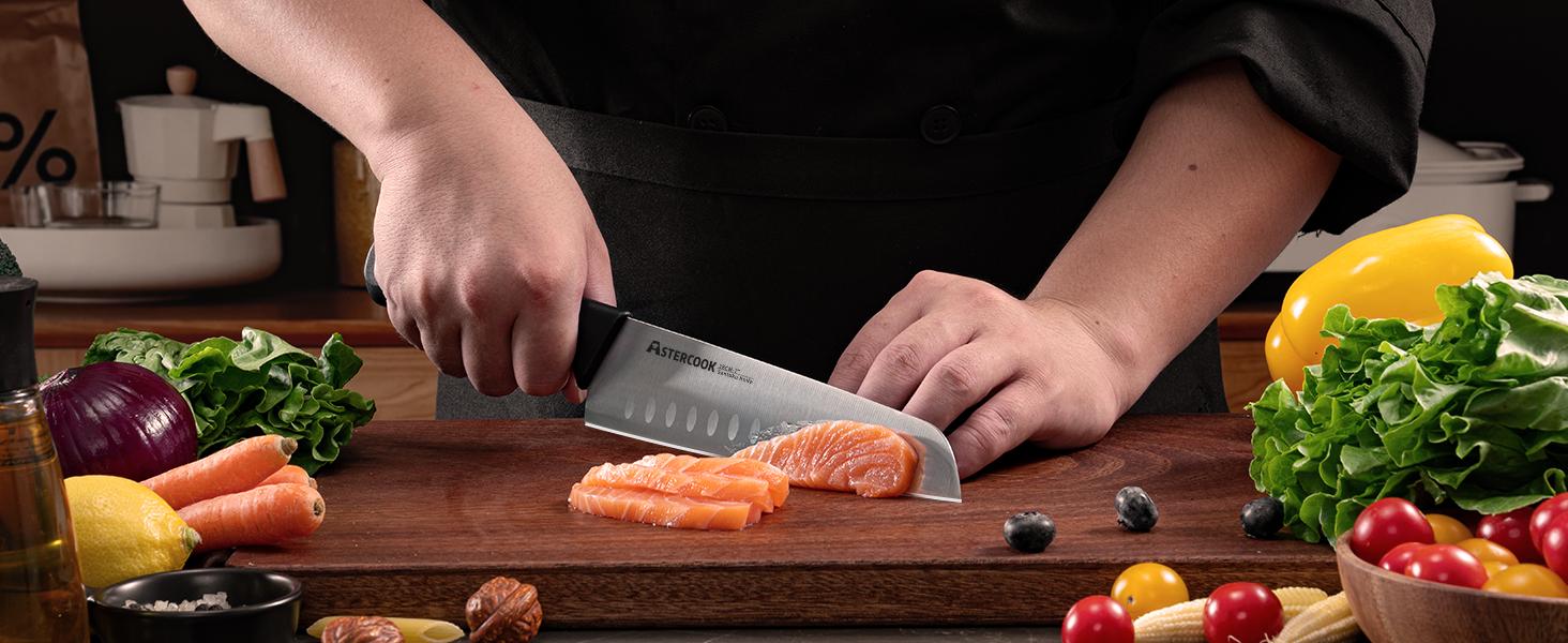 Astercook 14-Piece Knife Set, High Carbon German Stainless Steel, Built-in Sharpener, Sharp & Rust-Resistant, Dishwasher Safe, Black.