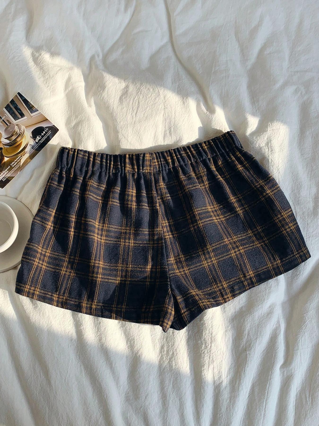 Women's summer casual everyday fashionable and cute plaid shorts Bottom