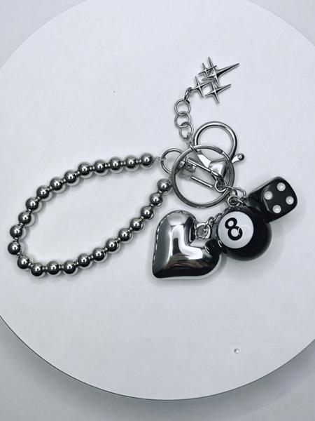 Personalized metal dark style street cool beaded keychain, DIY handmade keychain pendant four-pointed star dice bag pendant 8 ball element peach heart keychain pendant, small and exquisite versatile bag small object pendant Keychain For Bags