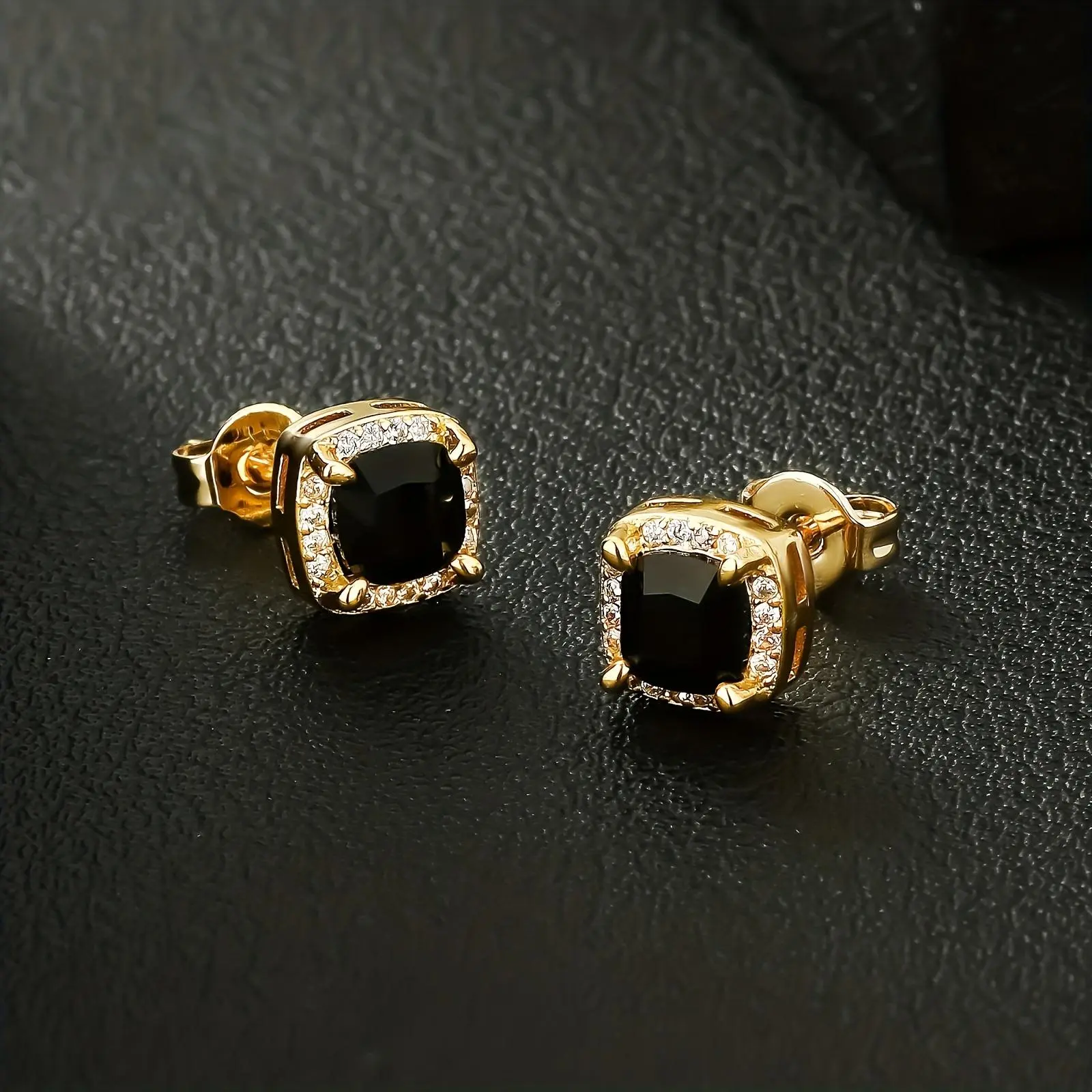 Unisex Square-Shaped Synthetic Zirconia Stud Earrings - Hypoallergenic Earrings Set, Retro Look, 6mm Decorative Stones, Nickel-Free for Sensitive Skin, Elegant Daily Wear Jewelry Accessories