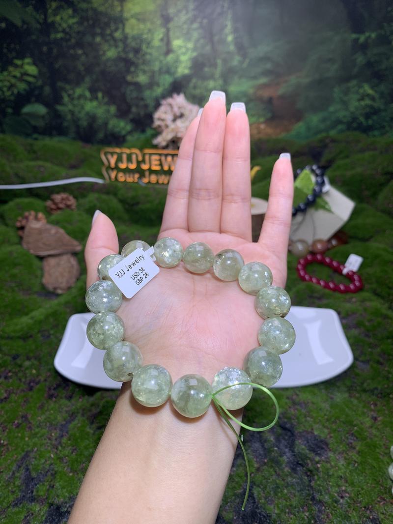 【Green Muscovite】(Random shipping)Green Muscovite Bracelet Stylish Handcrafted Design and Perfect Anniversary Gift Faith Wear Jewelry Trendy Jewellery Accessories