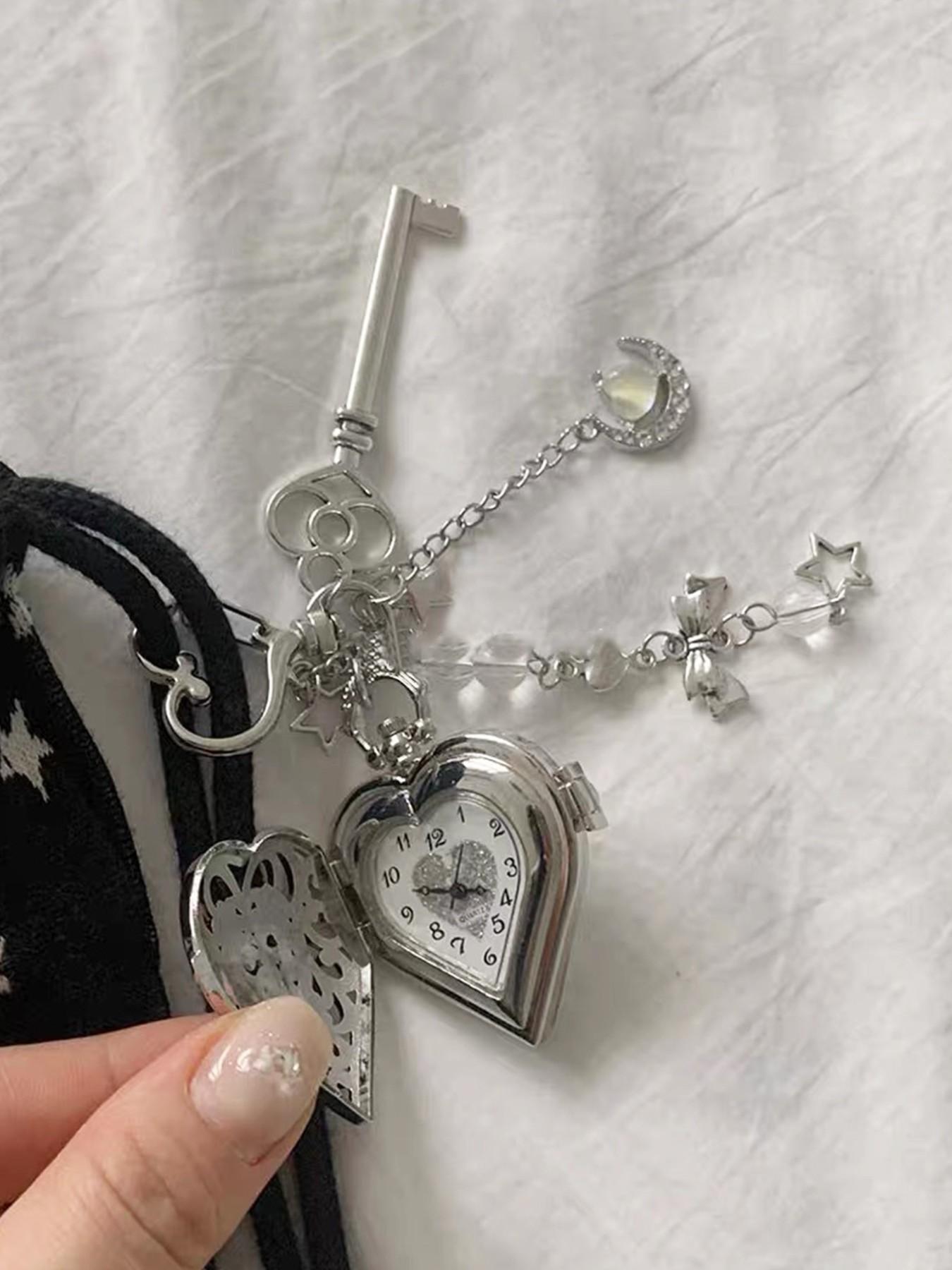 2 Piece Punk Style Metal Heart Keychain, Vintage Pocket Watch Opener, Star Moon Necklace Key, Retro Couple Pendant, Key Ring Accessory