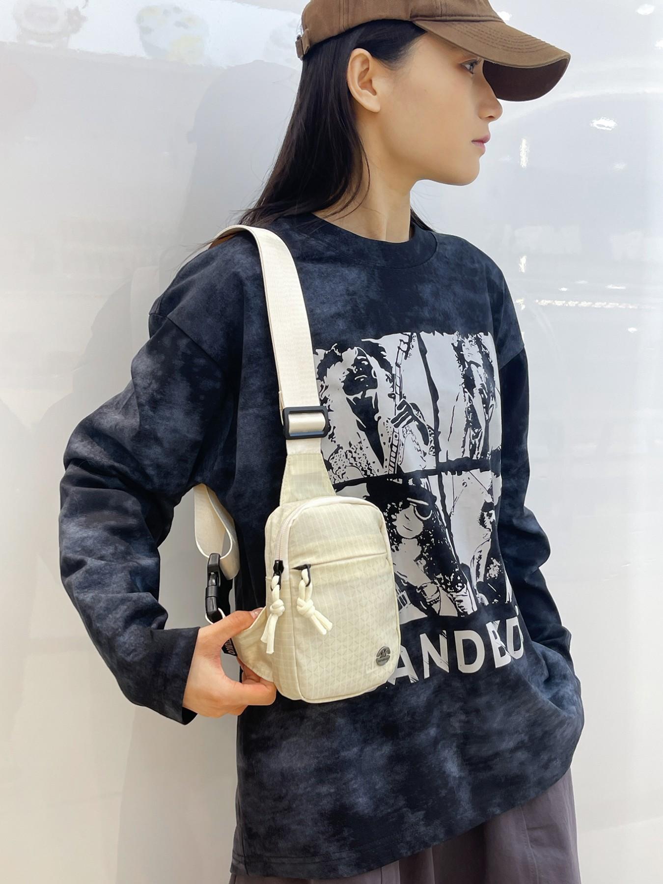 New Trendy Fashion Unique Design High-End Texture All-Season Outdoor Commute Versatile Travel Personality Casual Plaid Small Bag, Lightweight Unisex Multifunctional Shoulder Crossbody Bag