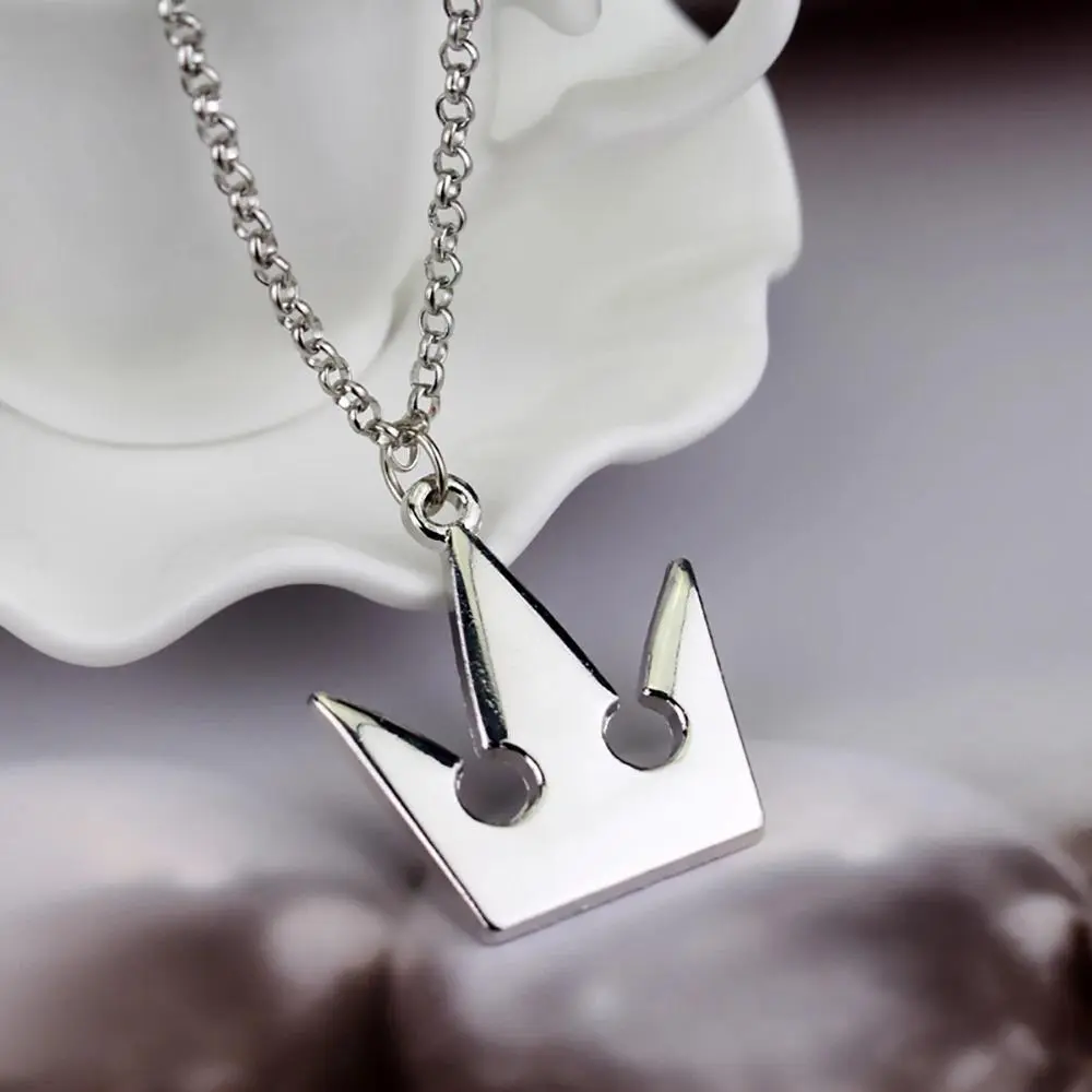 Game Kingdom Hearts Chain Pendant Necklace Sora Key Blade Crown Charm Statement Choker Women Men Cosplay Jewelry Gift