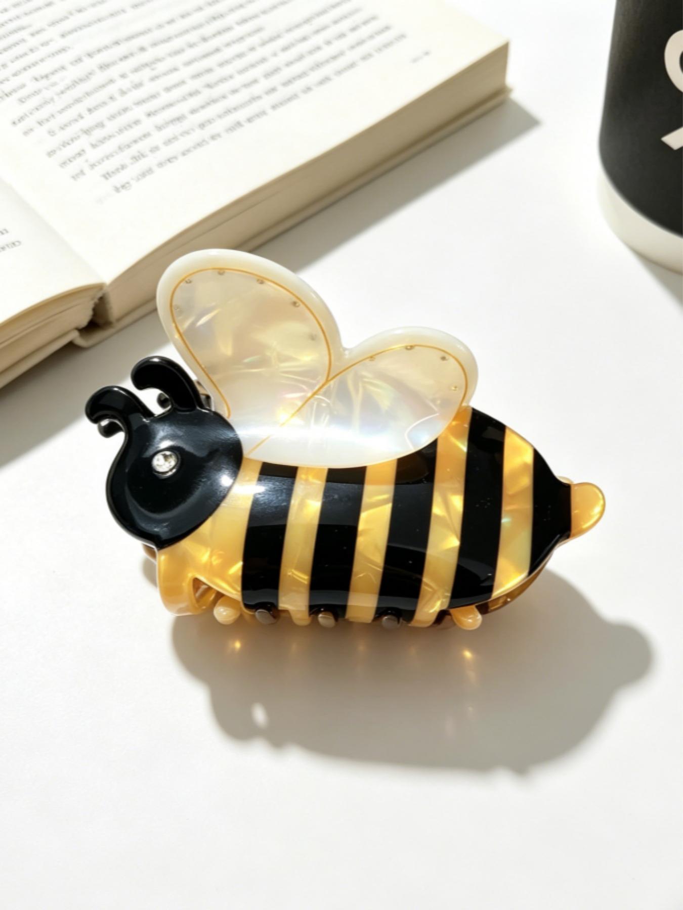 Women's Cute Cartoon Bee Hair Clip, Acrylic Rhinestone Decor, Half-Up Ponytail Shark Clip, Sweet Heart Hair Accessory