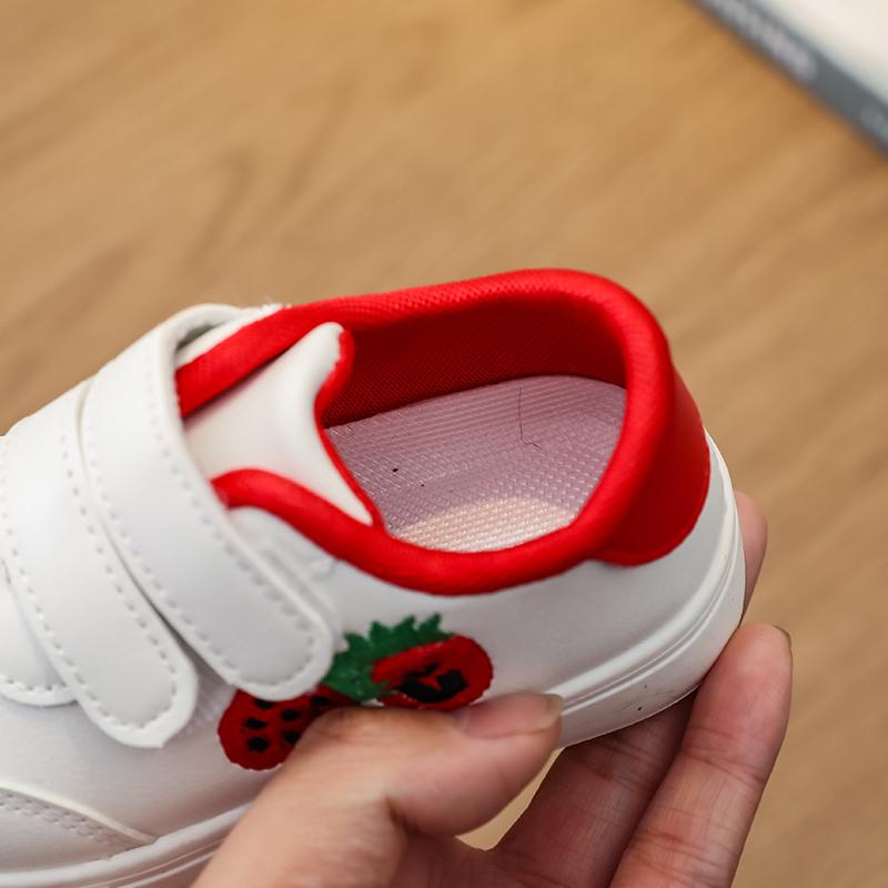 Girls' Strawberry Print Low-Top One-Piece Skate Shoes, Comfortable Velcro Closure, Perfect for Outdoor Activities