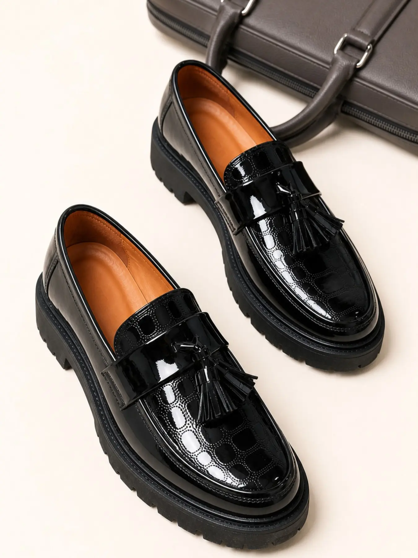 Men's All-Season Flat Loafers, PU Leather Shoes, British Style Vintage Gentleman, Thick Sole Height Increase Anti-Slip Durable, Elegant Fringe Trendy, Daily Business Casual Shoes