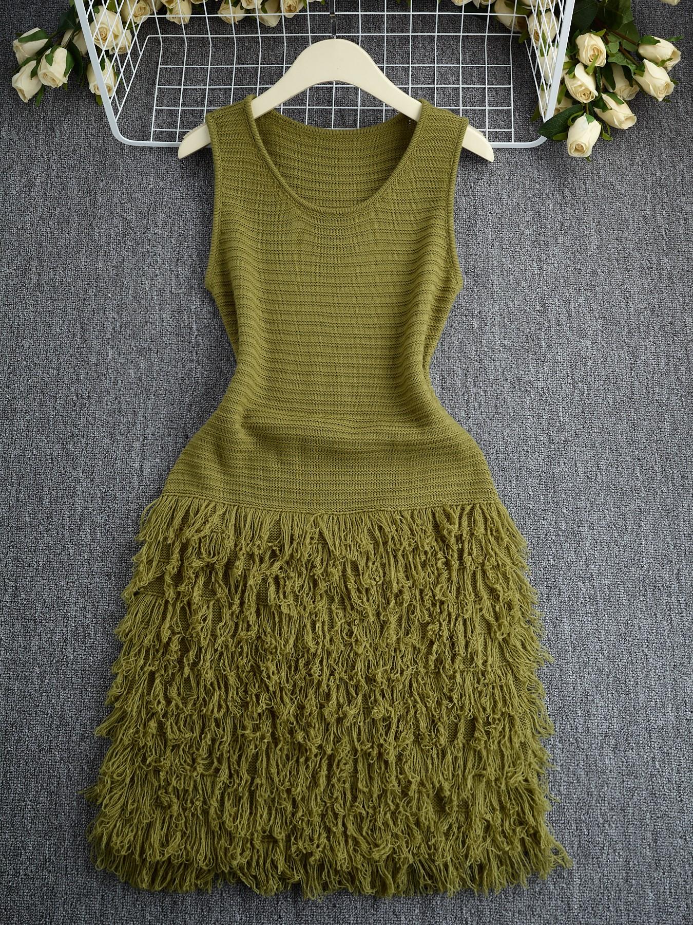 Elegant Knitted Bodycon Dress, Summer Vacation Fringe Skirt, Slim Fit Sleeveless Knit Vest Dress, Solid Round Neck Sweater Dress, Spring & Summer Women's Clothing