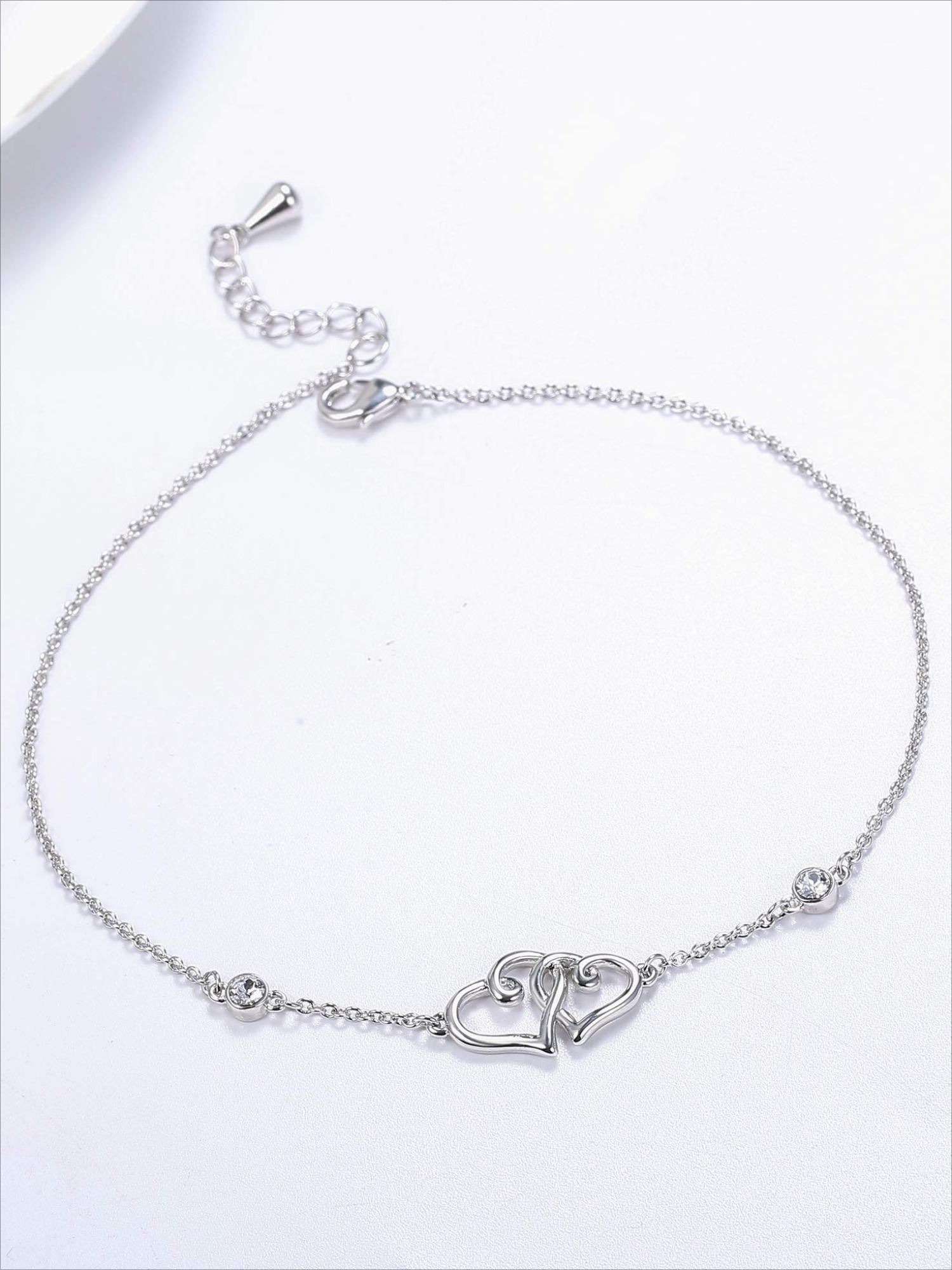 1 Pc Romantic Sophisticated Silvery Sweet Hearts Bracelet for Women Men Sleek Heart-inspired Design with Brilliant Swarovski Crystal Luxurious Glamorous Appearance Skin-friendly Premium Copper Adjustable Chain Hypoallergenic Durable Lightweight Bracelet