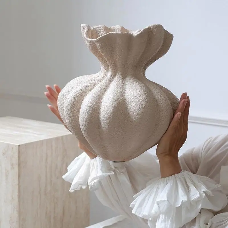 Wabi-sabi style French ceramic vase desktop flower arrangement decoration piece high-end sense niche home decoration vase ceramic flower container