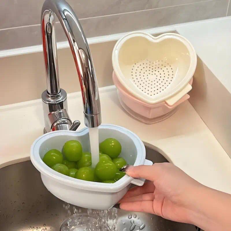 Heart-shaped Fruit Drain Basket Cute Cartoon Kitchen Drain Basket Household Vegetable Washing Basin Storage Basket