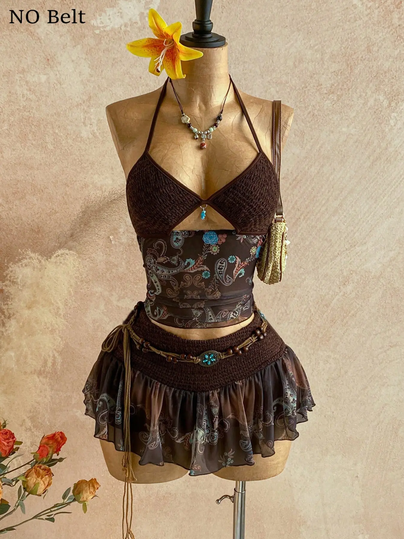 Ladies' Retro Paisley Printed Hook Flower Two Piece Set, Bohemian Hanging Neck Strap+Half Skirt Set, American Retro Y2K, Ethnic Style Splicing Mesh Hot Girl Set, Suitable for Spring, Summer, Autumn Leisure, Vacation, Date Wearing (No Belt)