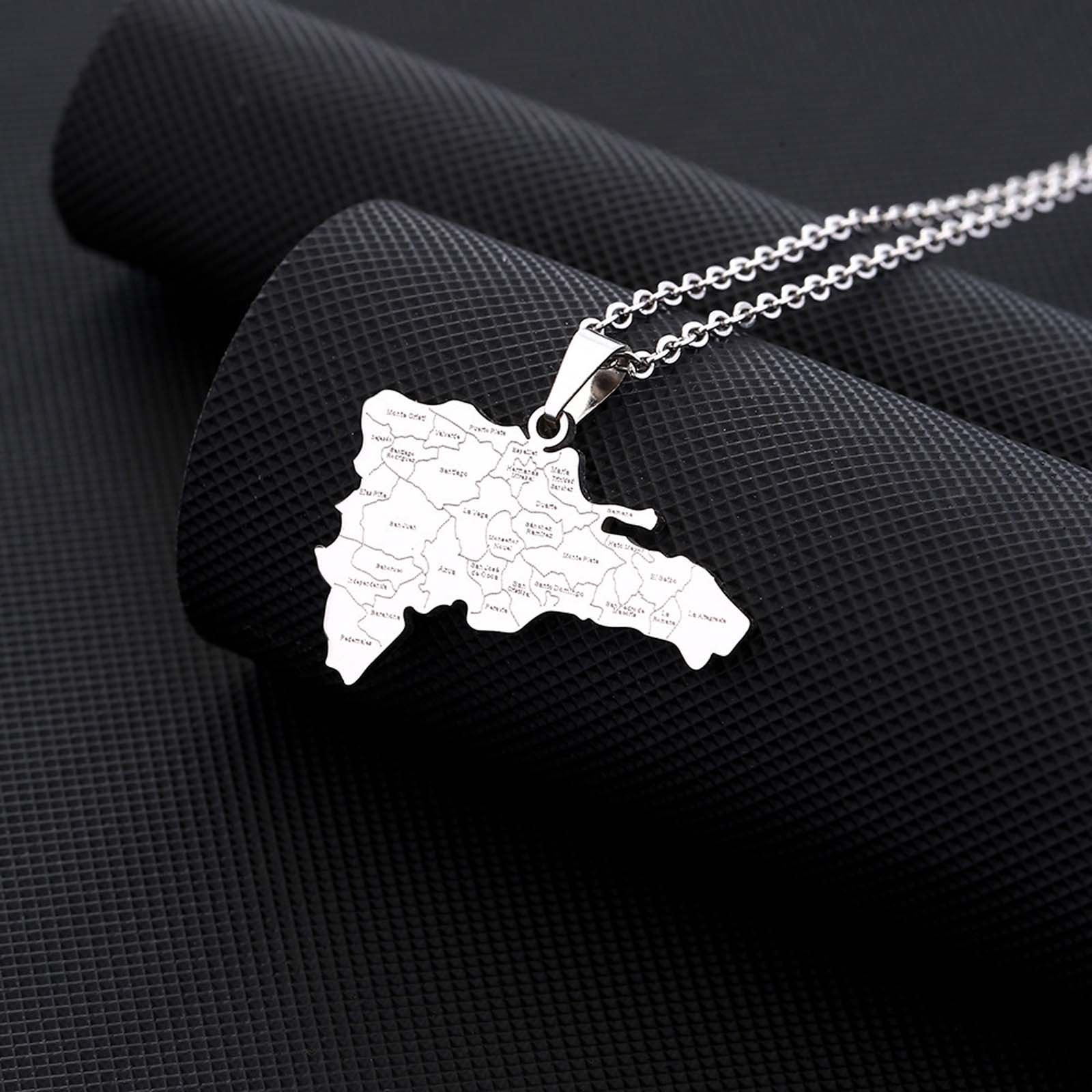 Dominican Republic Map Pendant Necklace for Men and Women - Golden / Silver Personalized Jewelry, Faith-Inspired Fashion Gift for Couples and Daily Wear