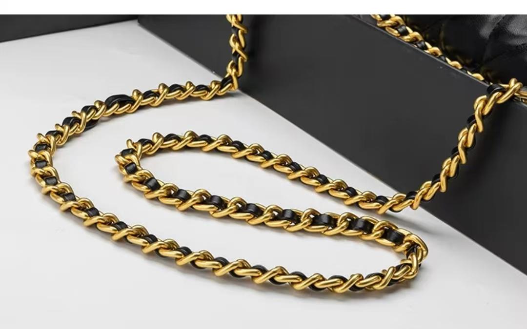 High-End Luxury Women's Bag, Rhombus Chain Fashion Fajita Underarm Bag, Versatile Classic Retro Single Shoulder Crossbody Bag