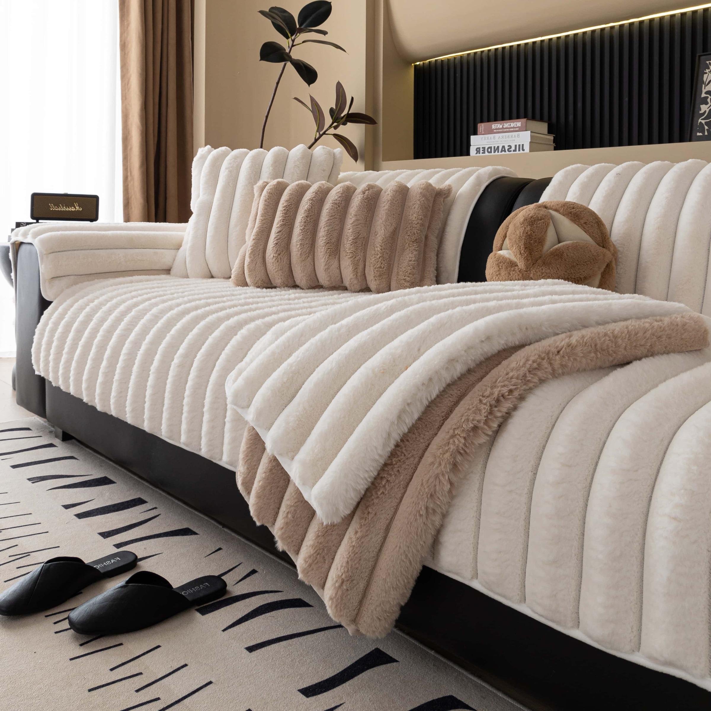 Solid-colour plush sofa couch, Pet-Friendly Extra Thick Sofa pad, Soft Fluffy Fur Couch Protector, Non-Slip Washable couch cover, Sofa Couch Covers, Anti-Scratch Furniture Throw Blanket for Living Room, 3-Seater, Multi-Color Available, Couch Slipcover