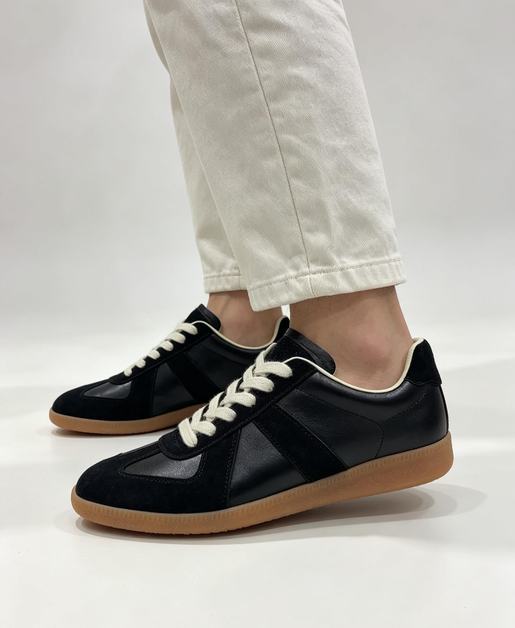 Women's Vintage Low Top Closed Sneakers - Suede & Leather Patchwork, Lace Up, Classic Gum Outsole, Athletic Sports Footwear for Daily Wear, Walking Shoes, Street Fashion Trainers, Sports Shoes
