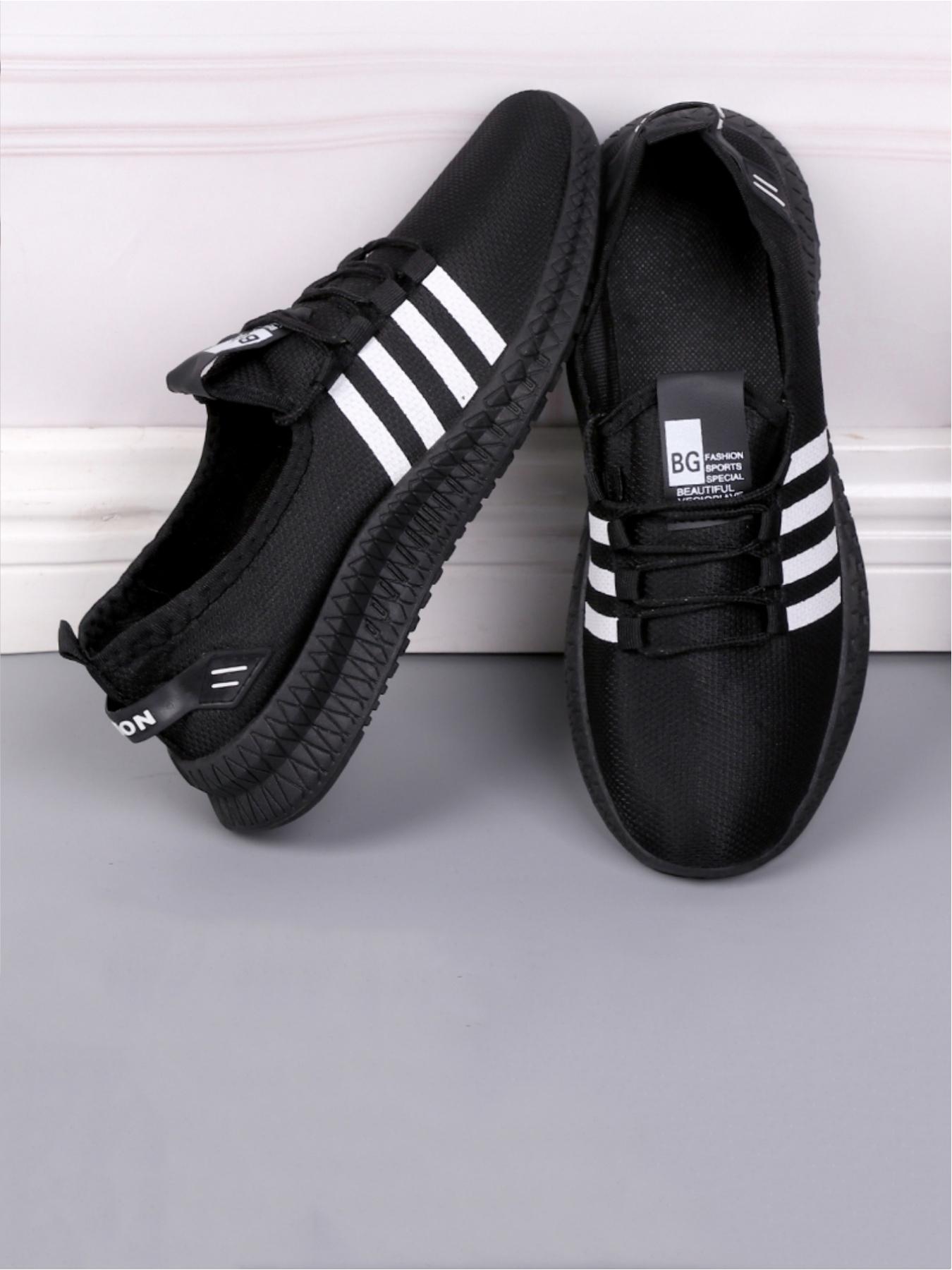 Men's casual sports shoes, lightweight wrapped in breathable material, classic striped contrasting design simple and fashionable, versatile color matching for daily use, styles that fit the foot shape, preferred for daily commuting and campus wear