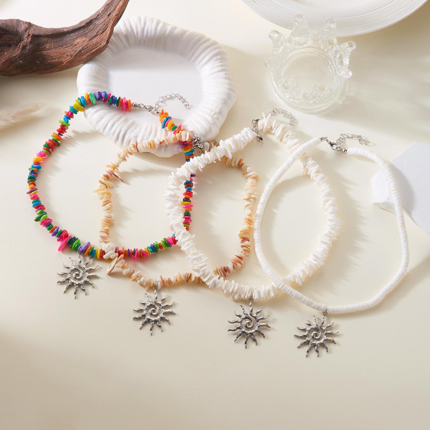 Bohemian Vacation Style Sun Flame Natural Stone Necklace, French Vintage Beaded Pendant Chain, Unique Jewelry Accessory