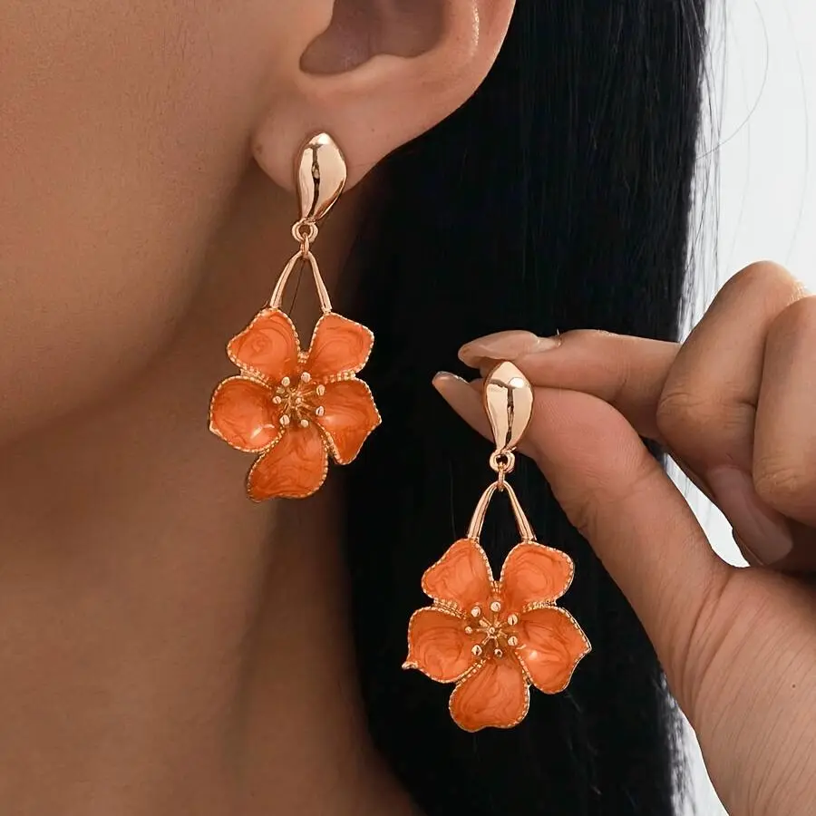 A Pair of Elegant Orange Oil-drop Five-petal Flower Pendant Earrings, Suitable for Daily Wear and as a Holiday Gift for Friends