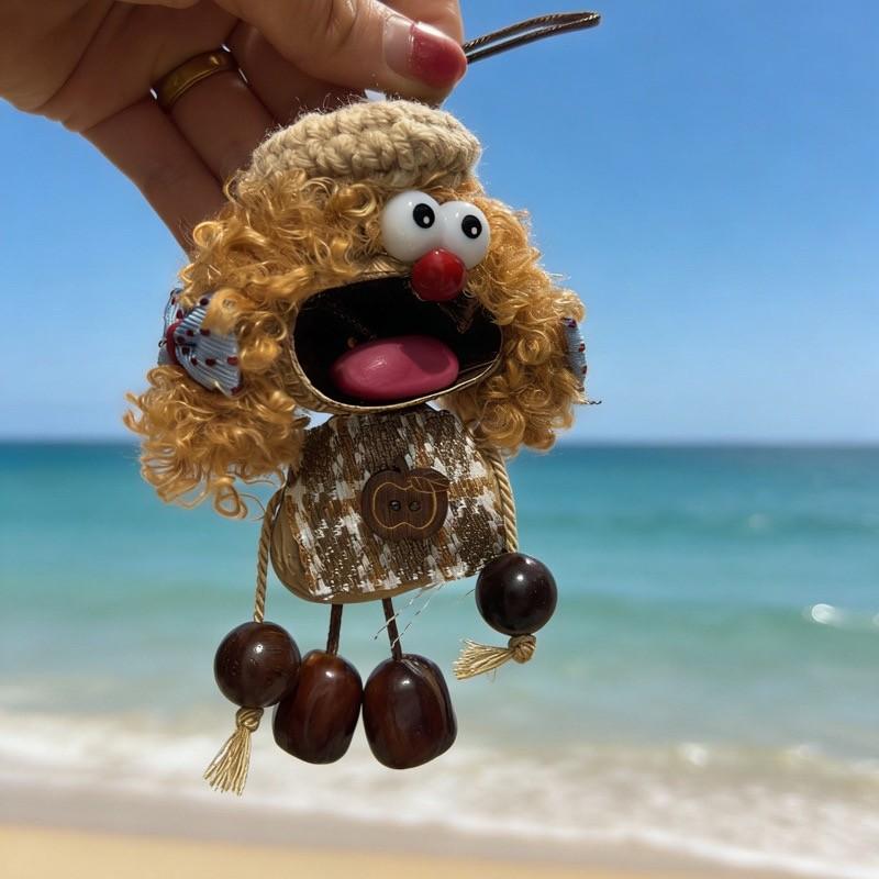 New Indonesian Fruit Shell Healing Wind Chime Pendant, Stress Relief Keychain, Wholesale Fruit Shell Rattle, Decorative Hanging Ornament