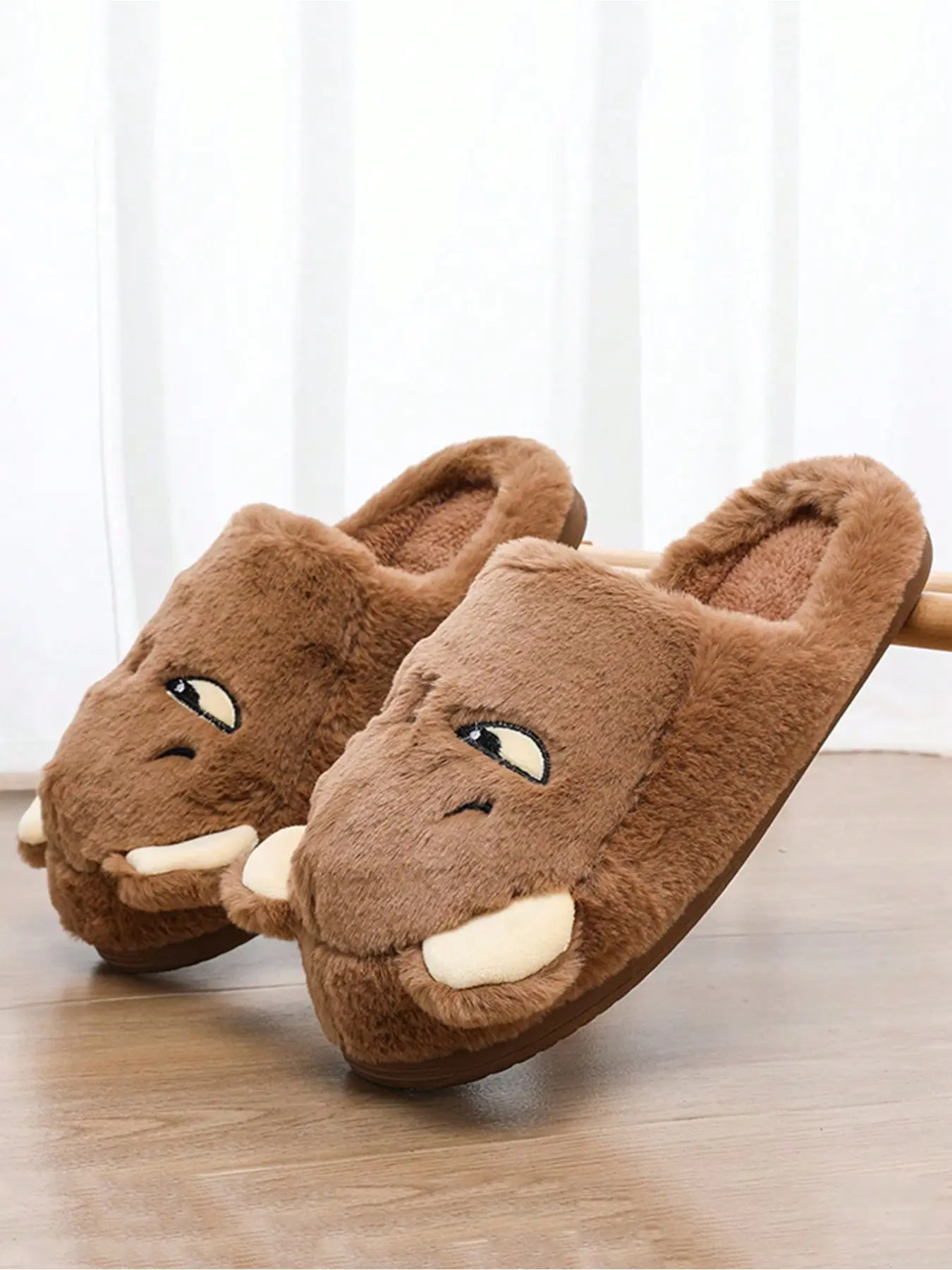 Men's Women's Cute Little Bear Face Soft and Sticky Winter Slippers, Plush Warm and Casual Home Cotton Slippers, Cartoon Animal Funny Baotou Couple One Line Slippers