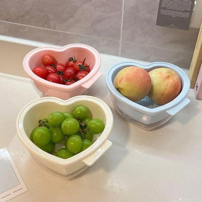 Heart-shaped Fruit Drain Basket Cute Cartoon Kitchen Drain Basket Household Vegetable Washing Basin Storage Basket Heart-shaped Fruit Drain Basket Cute Cartoon Kitchen Drain Basket Household Vegetable Washing Basin Storage Basket