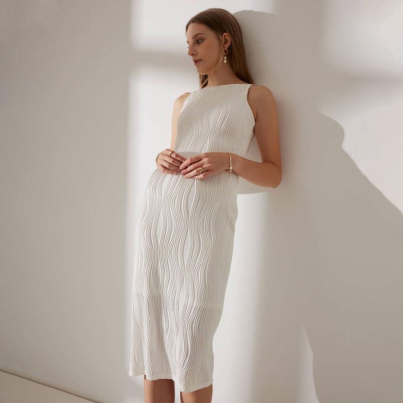 RIHOAS 2024 Summer new fashion three-dimensional lines sexy drape Slim water ripple texture pearl halter dress casual Women's Womenswear Elegant