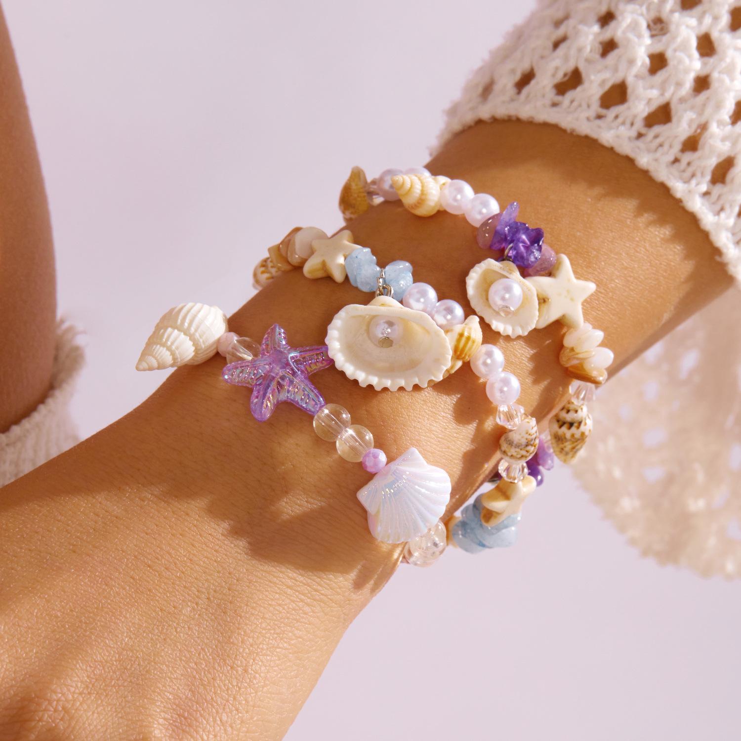 Summer Beach Inspired Handmade Shell Bracelet with Seashell Sea Star Beads for Women Stylish Ocean Themed Jewelry Lightweight Comfortable Adjustable Fit Trendy Vacation Accessory