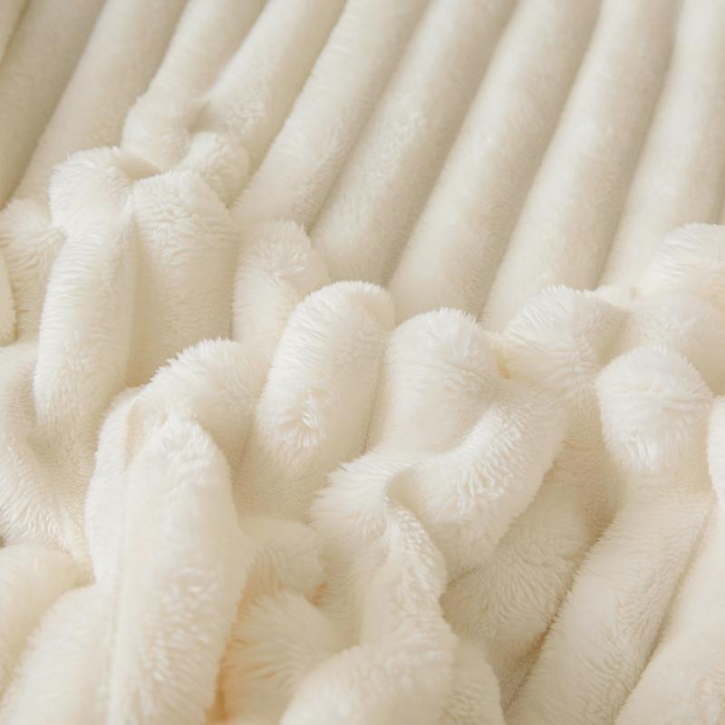 Luxury Faux Rabbit Fur Striped Fitted Sheet 3-Piece Set Soft, Warm Solid Color Bedding, Premium Set (Includes 1 Fitted Sheet + 1/2 Pillowcases), All-Season Use, Perfect for Bedroom, Dorm, Sofa Décor & Christmas Gift