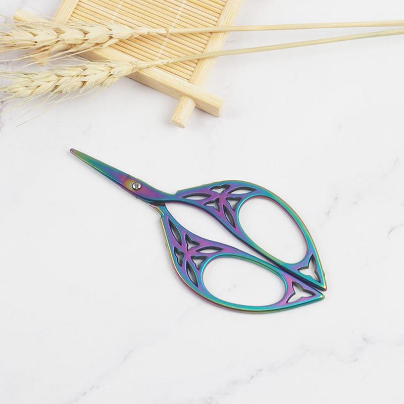 1pc Fabric Art Cross Handicraft Vintage Scissors, Sewing Embroidery Scissor, Retro Tailor Scissors, Thread Cutter