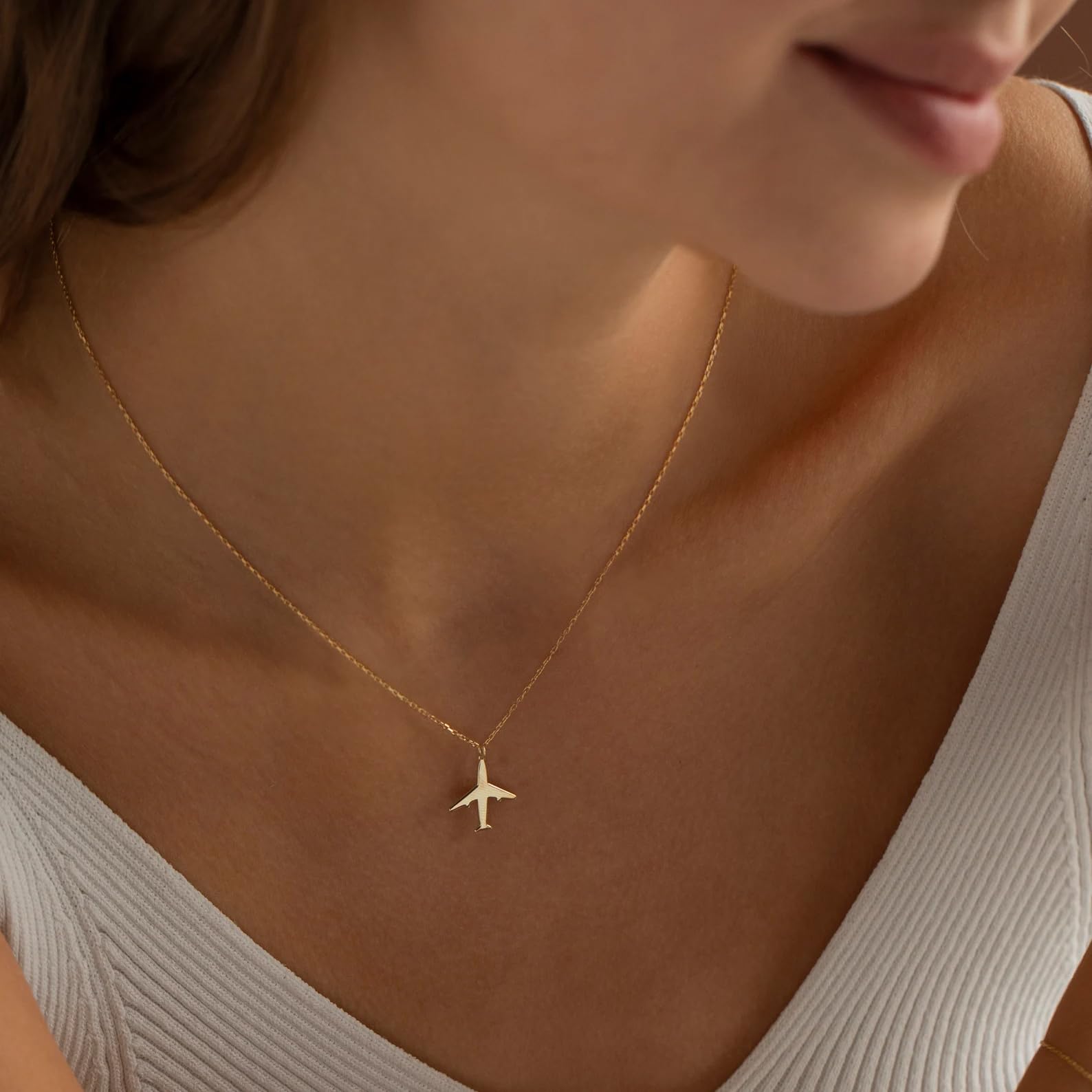 AMICON Airplane Necklace | 14-inch Collar Chain & 16-inch fashionable Chain  & 2inchAdjustment Chain | Meaningfulgifts for Travelers & Dreamers Faux Pearl Jewelry tiktokshopspringglowup