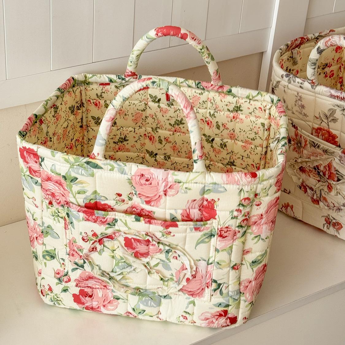 Large Flower Series Retro Floral Quilted Storage Basket, Foldable Fabric Handheld Basket, Home Organizer for Clothes and Toys, Space-Saving Spliced Retro Floral Storage Bin, Foldable Organizer for Storing Clothes, Towels, Toys, Travel and Picnic Supplies Large Flower Series Retro Floral Quilted Storage Basket, Foldable Fabric Handheld Basket, Home Organizer for Clothes and Toys, Space-Saving Spliced Retro Floral Storage Bin, Foldable Organizer for Storing Clothes, Towels, Toys, Travel and Picnic Supplies