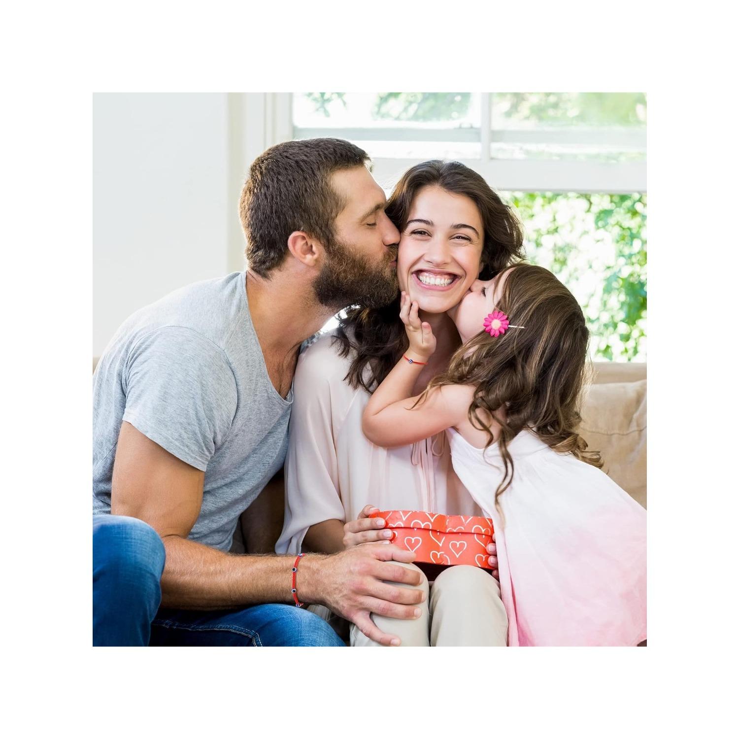 8 Pcs Crystal Bracelet Set Chakra Bracelet for Women Men Healing Crystal Bracelet Spiritual Lava Stone Bead Bracelets Natural Gemstone Stretch Chips Reiki Bracelets Pack