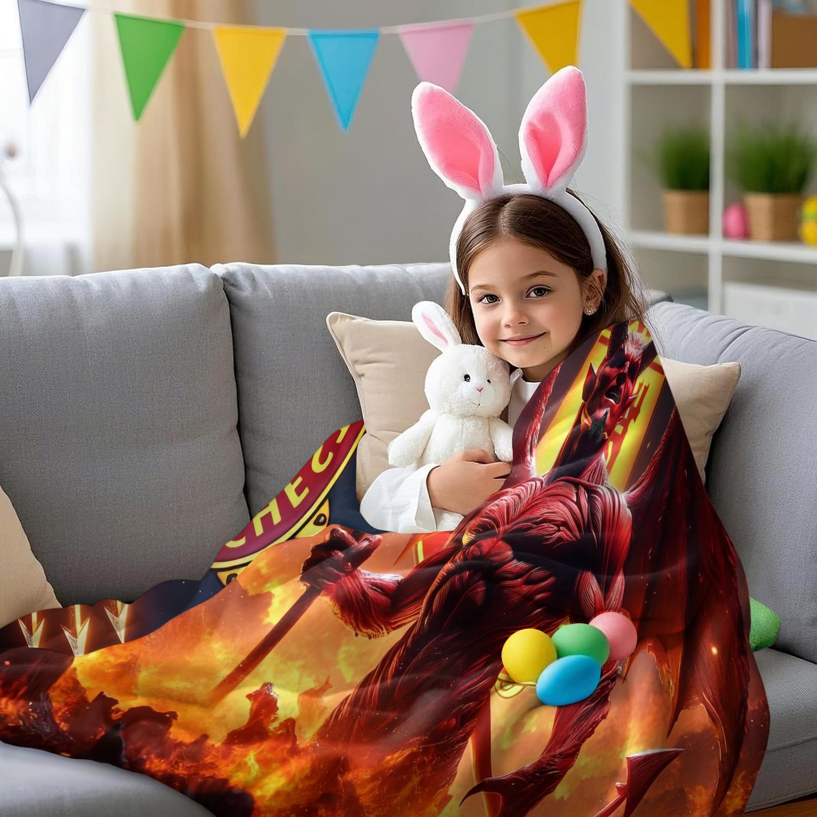 Manchester United Creative Design Football Club Blanket, Ultra-Soft Velvet Texture, Demon Pattern, Multiple Sizes, Ideal Gift for Fans