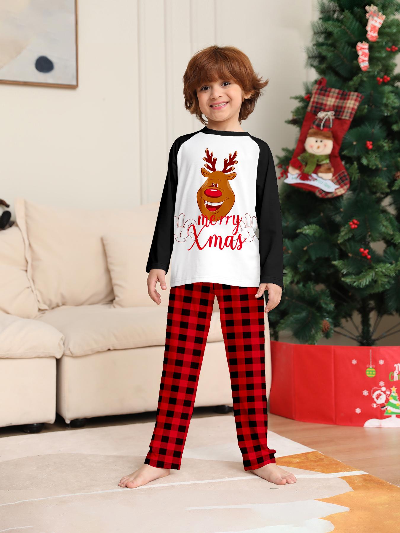 Two-Piece Christmas Pajama Set for Kids, Cute Cartoon Reindeer Print, Fitted Long Sleeve Sleepwear, All Seasons Comfortable Fit