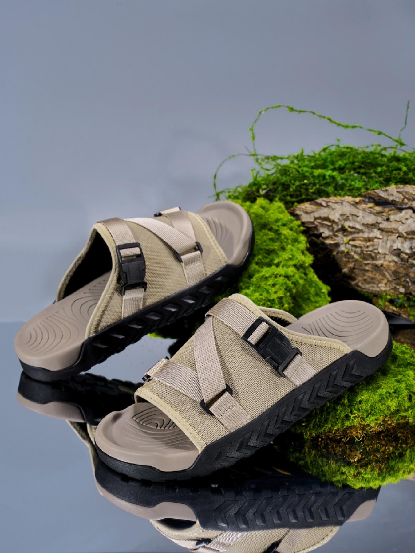 Men's Solid Color Mesh Double Buckle Flip-Flops Thick-Soled Non-Slip Outdoor Sandals Breathable Casual Beach Slippers
