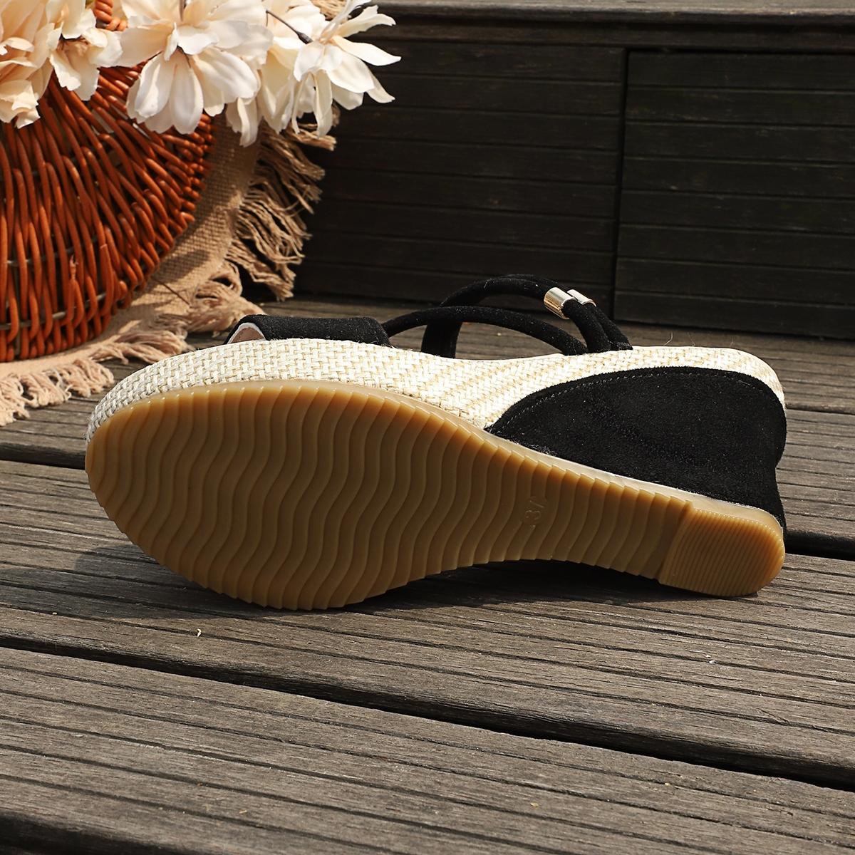 The insulated slope sandals and casual Flatform sandals feature a waterproof platform and a hemp rope-woven sole. Perfect for petite sisters!