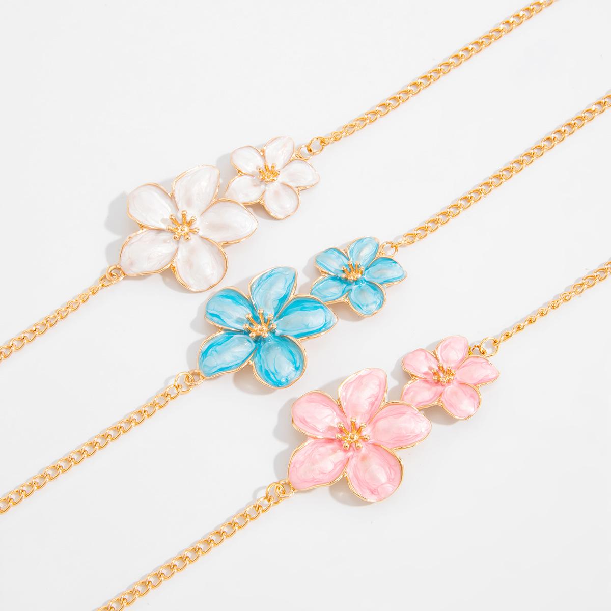 CYL&RY Y2K Double Flower Pendant Necklace for Women, Dainty Cable Chain with Pink/White/Blue Floral Charms, Perfect for Beach Vacations, Summer Outfits, Date Nights and Elegant Gatherings, Date Nights, Bridal Events Daily Wear