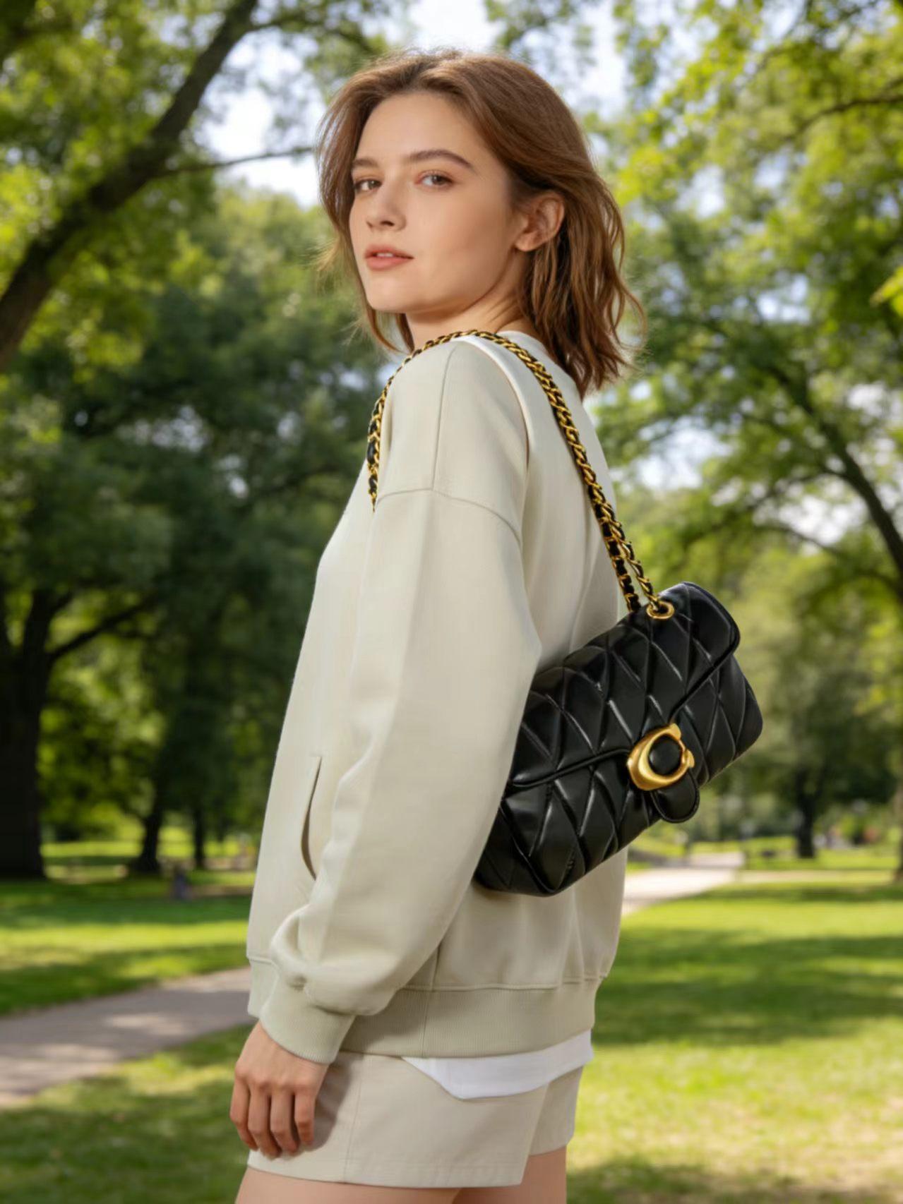 High-End Luxury Women's Bag, Rhombus Chain Fashion Fajita Underarm Bag, Versatile Classic Retro Single Shoulder Crossbody Bag