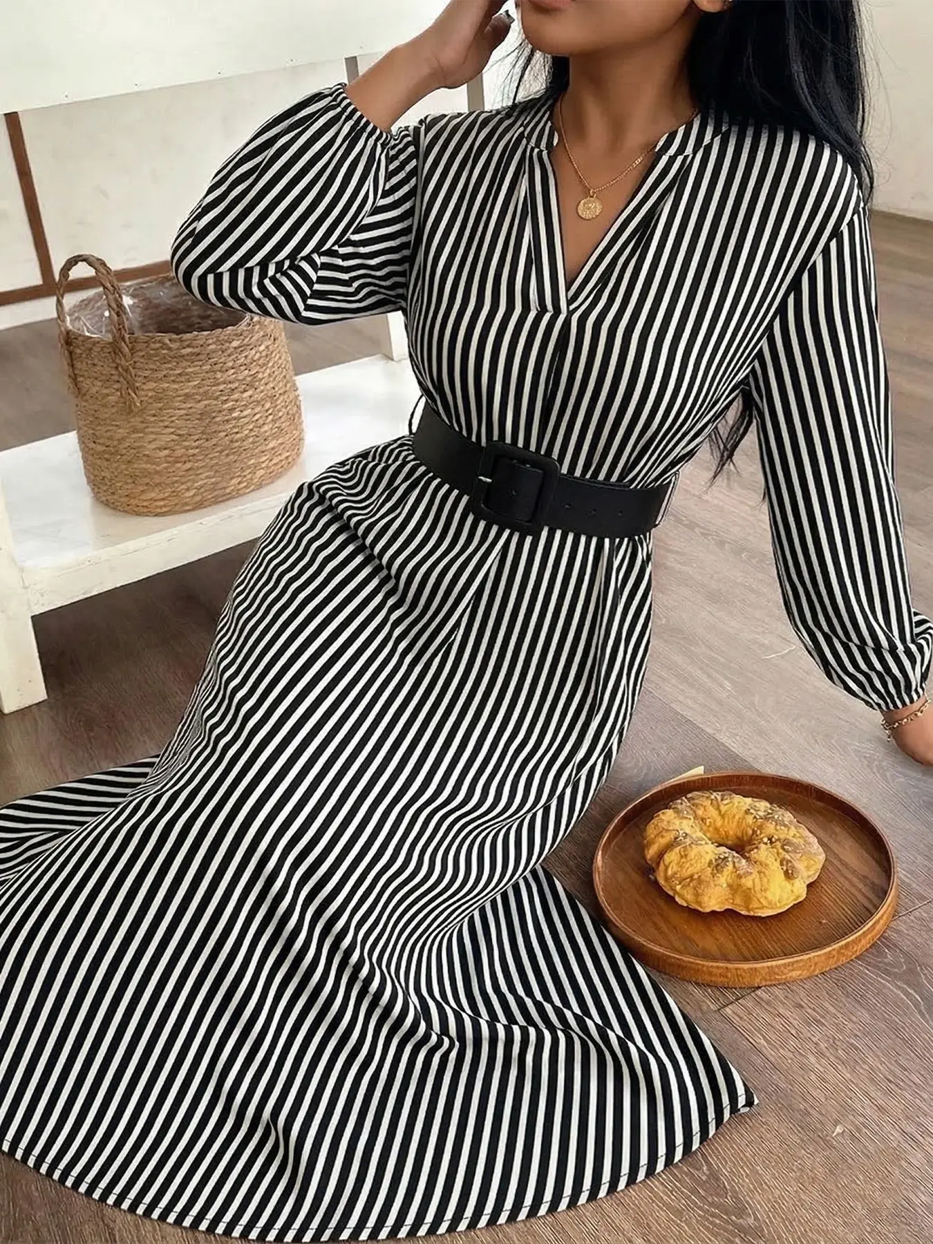 Women's Summer Vertical Striped Midi Shirt Dress, V Neck Long Sleeve Loose Flowy with Belt, Casual Daily Wear Long Dress, Zebra Stripe Dress